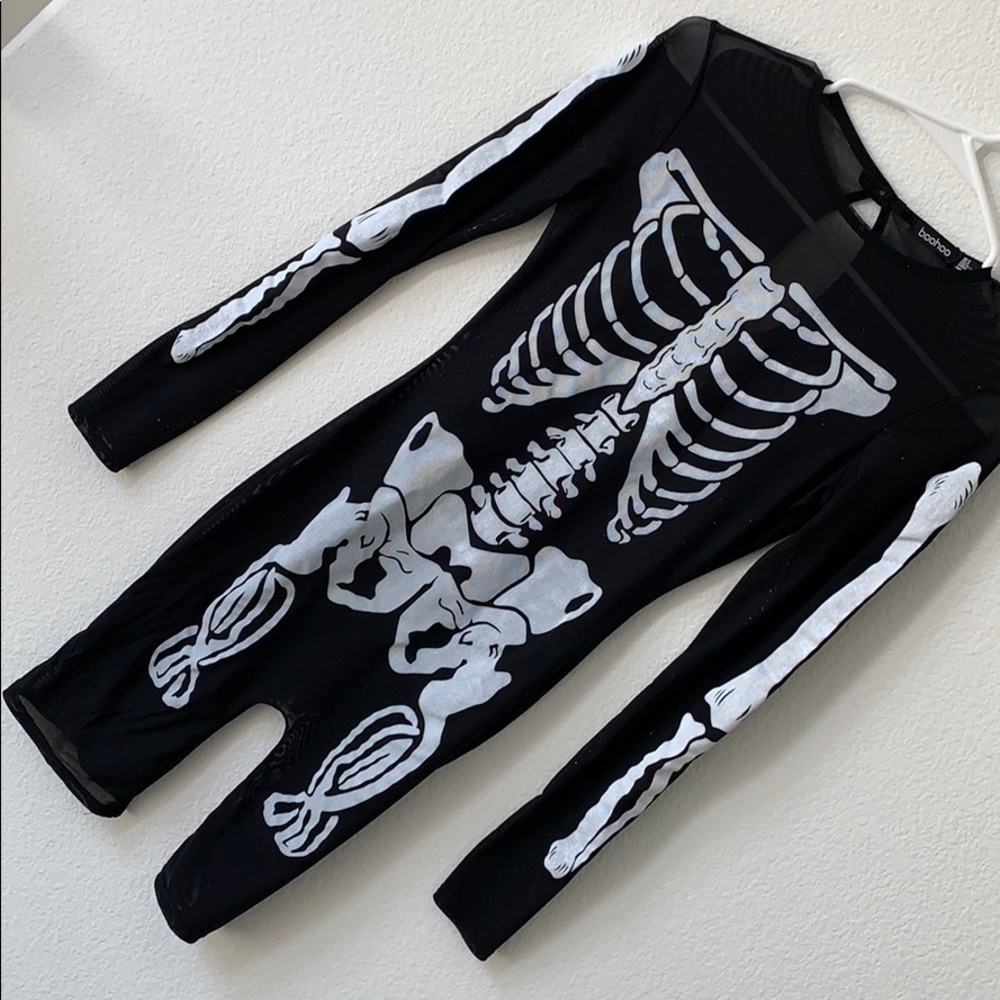 Mesh skeleton bodysuit